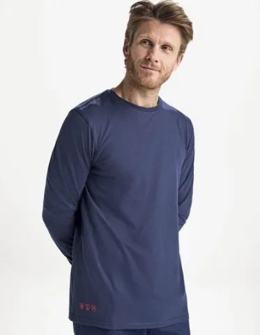 T-Shirt Defender